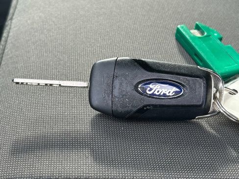 Used 2024 Ford Transit 350 XLT RWD image 11