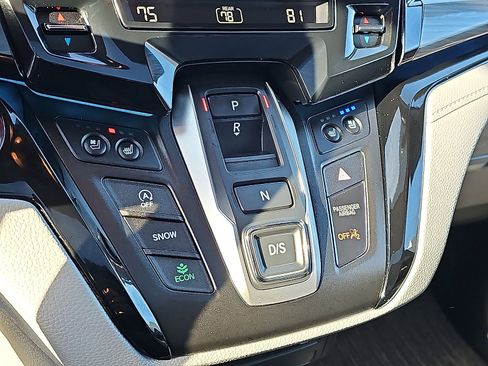 Used 2024 Honda Odyssey Elite image 21