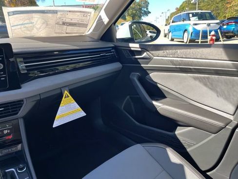 New 2026 Volkswagen Jetta SE image 19