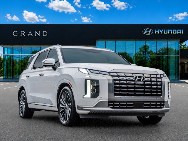 Used 2024 Hyundai Palisade Calligraphy AWD/4WD image 8