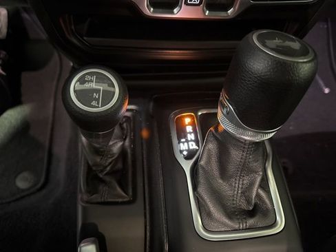 Used 2021 Jeep Wrangler Unlimited Sport w/ Sun And Sound Package AWD/4WD image 15