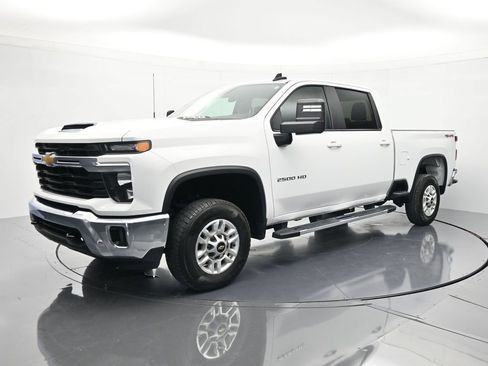 Used 2025 Chevrolet Silverado 2500 LT w/ Convenience Package AWD/4WD image 1