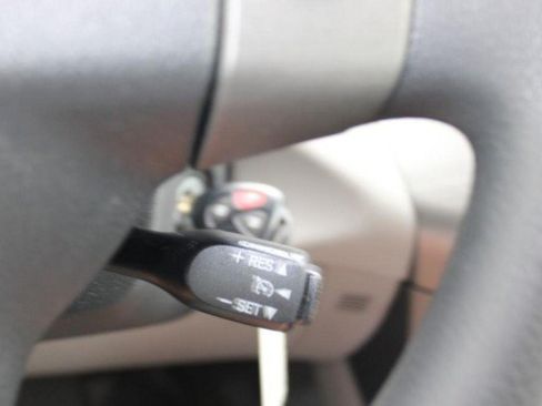 Used 2011 Toyota RAV4 2WD w/ Base L4 Extra Value Pkg image 16