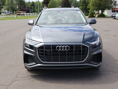 Used 2023 Audi Q8 Prestige w/ Prestige Package AWD/4WD image 2