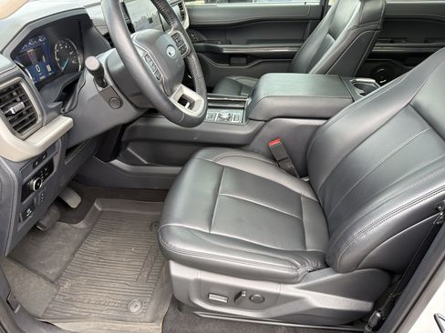 Used 2023 Ford Expedition Max XLT AWD/4WD image 18