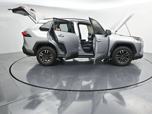 Used 2019 Toyota RAV4 LE w/ All Weather Liner Package AWD/4WD image 27