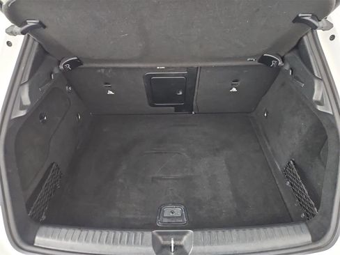 Used 2018 Mercedes-Benz GLA 250 4MATIC image 36