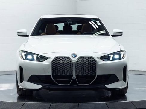 New 2026 BMW i4 xDrive40i w/ Premium Package image 7