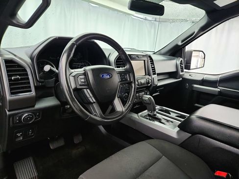 Used 2018 Ford F150 XLT w/ Equipment Group 302A Luxury AWD/4WD image 10