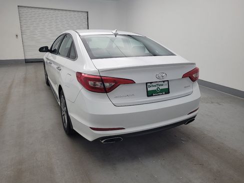 Used 2016 Hyundai Sonata Sport w/ Option Group 02 FWD image 6
