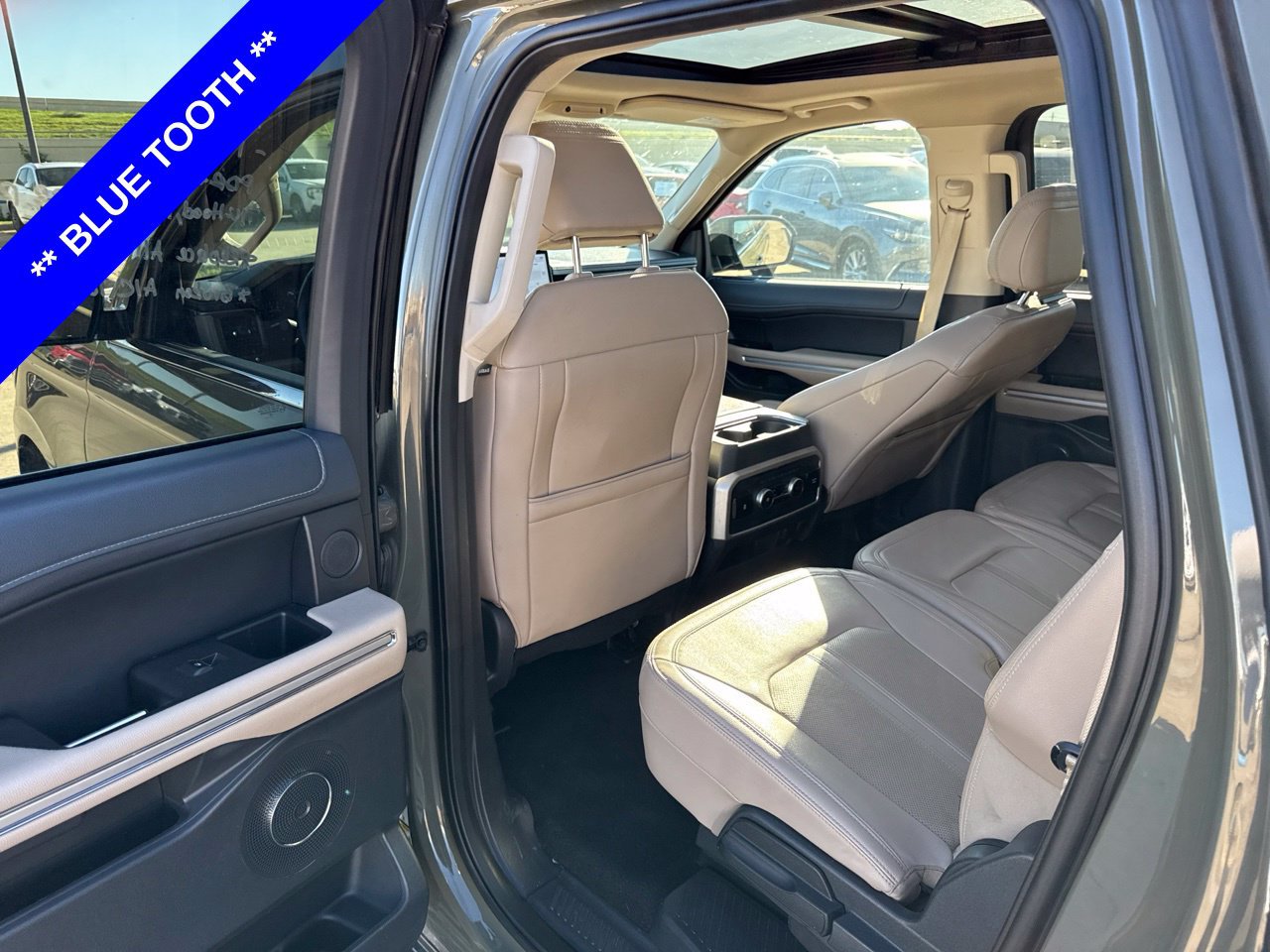 Used 2024 Ford Expedition Max Limited RWD image 8