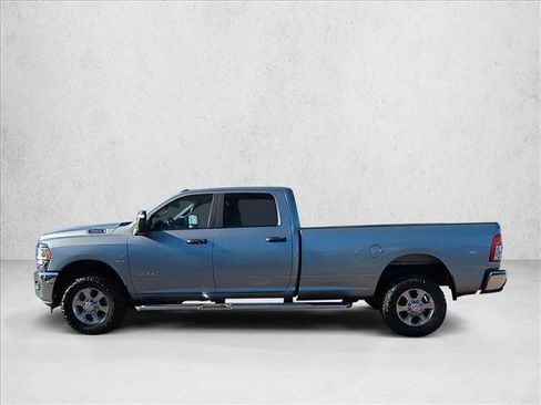 Used 2023 RAM 2500 Big Horn w/ Level 1 Equipment Group image 9