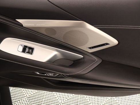 Used 2020 Chevrolet Corvette Stingray Preferred Cpe w/ 2LT Preferred Equipment Group RWD image 13