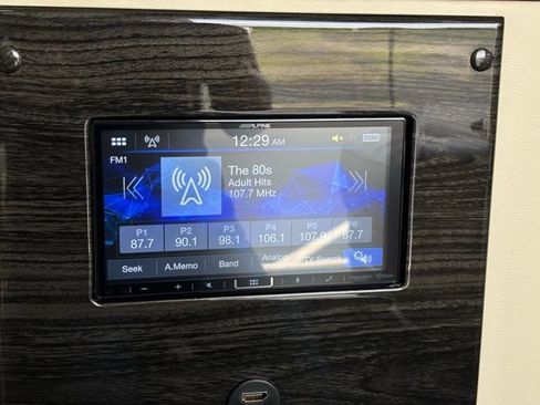 Used 2024 Mercedes-Benz Sprinter 3500 image 46