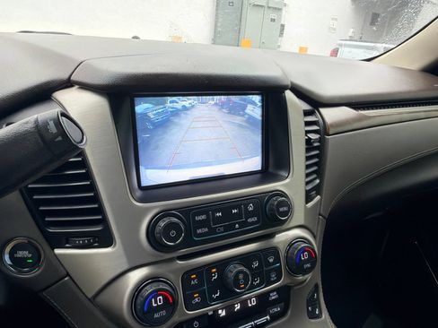 Used 2018 GMC Yukon XL Denali w/ Denali Ultimate Package AWD/4WD image 13