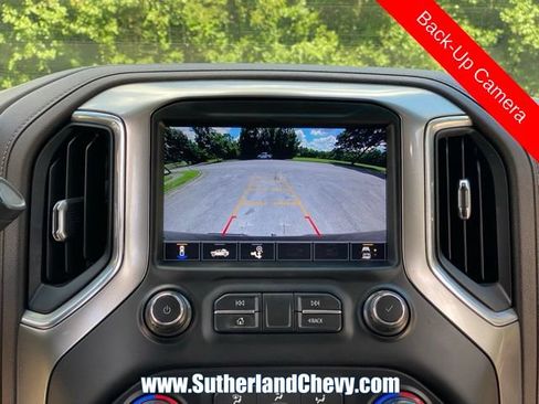Used 2021 Chevrolet Silverado 1500 LTZ w/ LTZ Premium Package AWD/4WD image 40