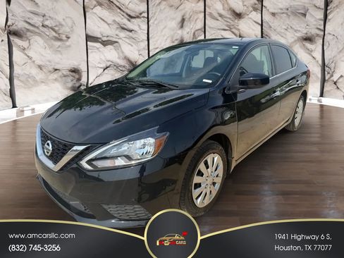 Used 2019 Nissan Sentra S FWD image 1