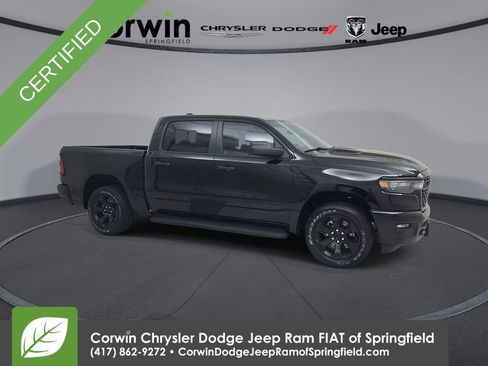 Used 2026 RAM 1500 Express AWD/4WD image 1