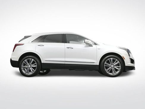 Certified 2025 Cadillac XT5 Premium Luxury AWD/4WD image 29