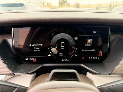 Used 2024 GMC Acadia Denali w/ Super Cruise Package image 10