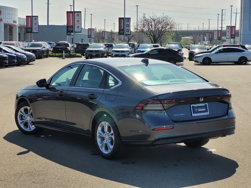 Certified 2025 Honda Accord LX image 7