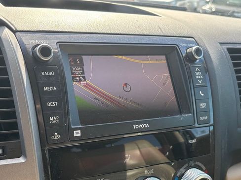 Used 2013 Toyota Sequoia Platinum image 10