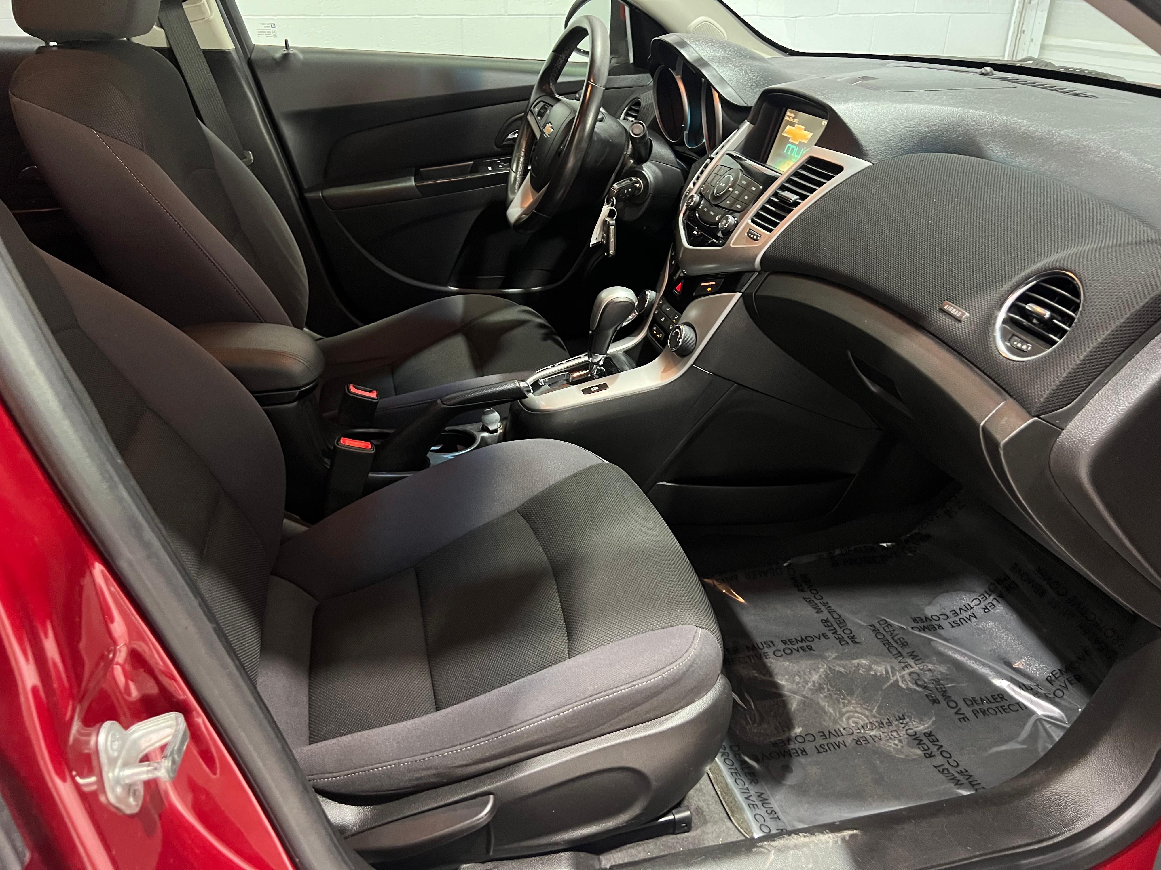 Used 2013 Chevrolet Cruze LT w/ Enhanced Safety Package FWD image 14