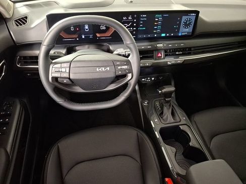 Used 2026 Kia K4 EX FWD image 2