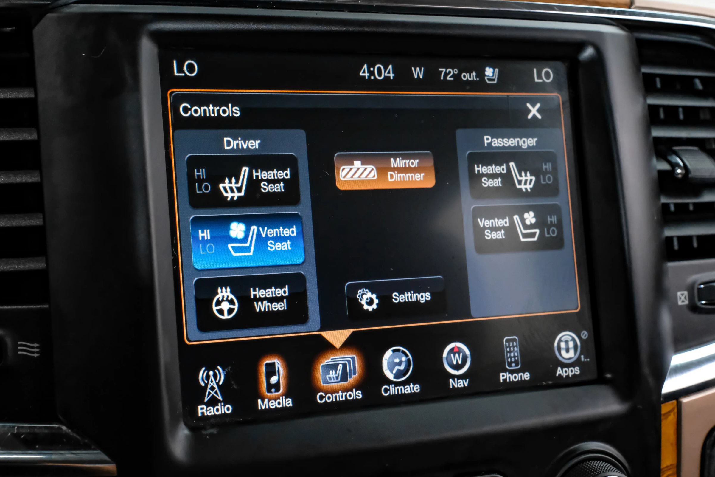 Used 2014 RAM 1500 Laramie Longhorn w/ Convenience Group AWD/4WD image 38