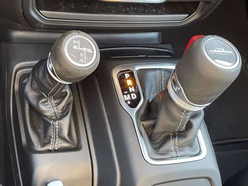 New 2026 Jeep Gladiator Sahara image 22