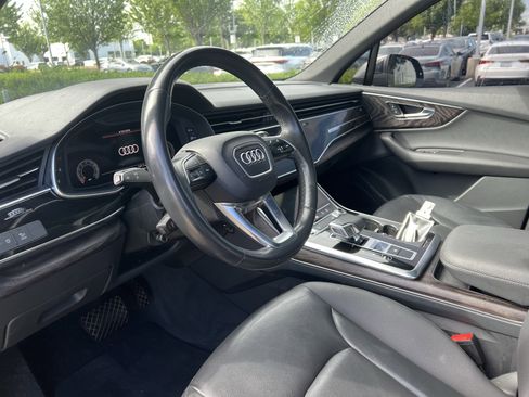 Used 2021 Audi Q7 2.0T Premium w/ Convenience Package AWD/4WD image 17