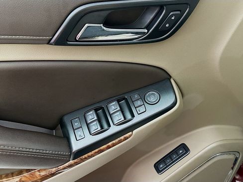 Used 2019 Chevrolet Tahoe Premier AWD/4WD image 21