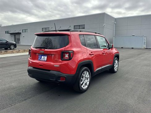 Used 2020 Jeep Renegade Latitude w/ UConnect 8.4 Nav Group image 26