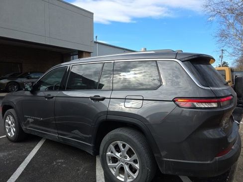 Used 2023 Jeep Grand Cherokee L Limited image 9