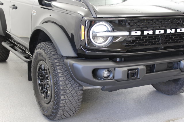 Used 2023 Ford Bronco Wildtrak AWD/4WD image 2
