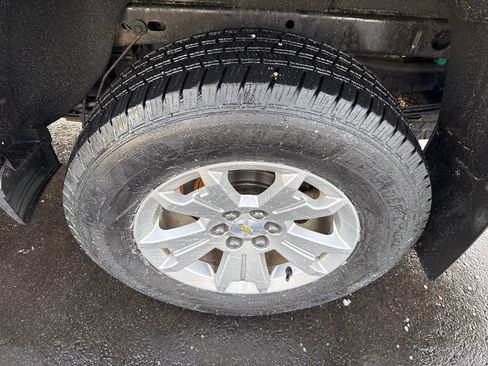 Used 2019 Chevrolet Colorado LT image 10