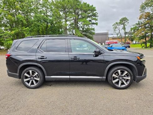 Used 2024 Honda Pilot Elite image 6