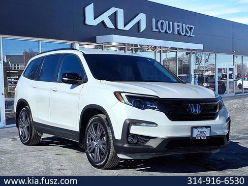 Used 2022 Honda Pilot Sport image 1