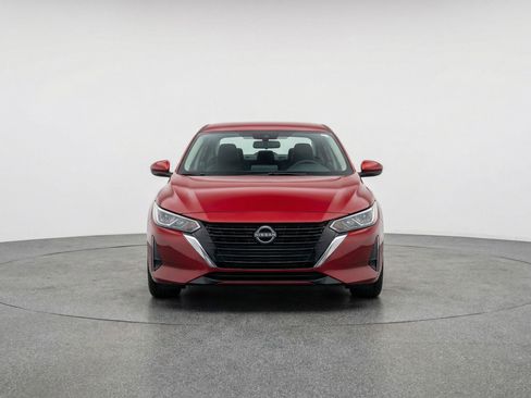 Used 2025 Nissan Sentra SV image 2