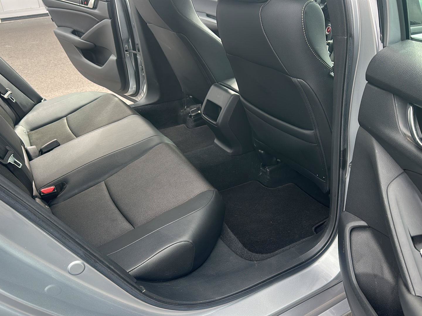 Used 2019 Honda Accord Sport image 12