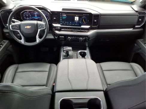 Used 2025 Chevrolet Silverado 1500 LTZ AWD/4WD image 16