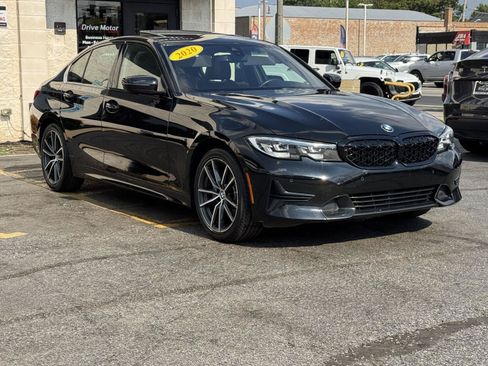 Used 2020 BMW 330i Sedan w/ Driving Assistance Package RWD image 14