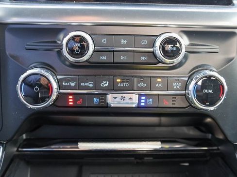 Used 2023 Ford F150 Lariat w/ Equipment Group 502A High image 26