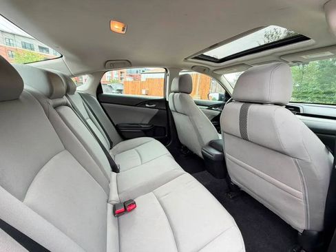 Used 2016 Honda Civic EX image 8