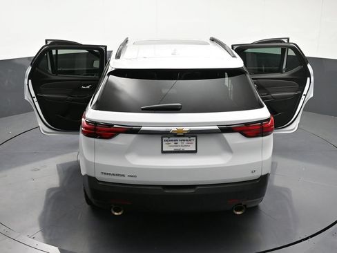 Certified 2023 Chevrolet Traverse LT w/ LT Premium Package AWD/4WD image 36