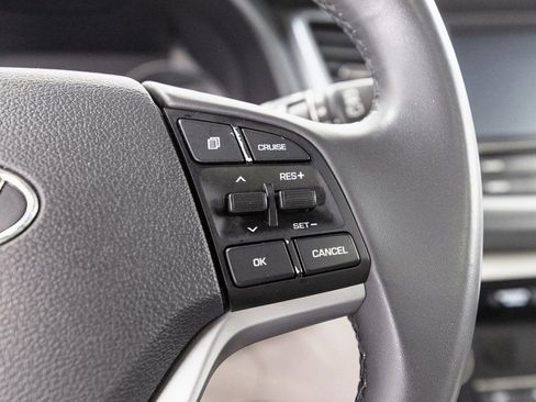 Used 2018 Hyundai Tucson Value w/ Cargo Package image 12