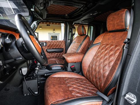 Used 2021 Jeep Gladiator Overland w/ Popular Equipment Package image 25