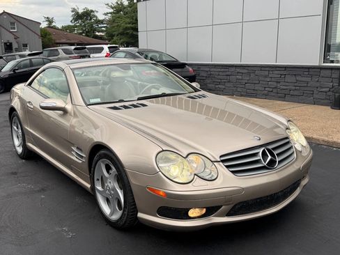 Used 2005 Mercedes-Benz SL 500 w/ AMG Sport Pkg image 11