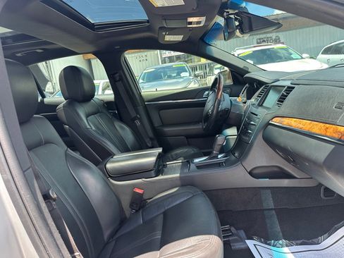 Used 2013 Lincoln MKS FWD image 13