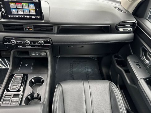 Used 2023 Honda Pilot Elite image 30